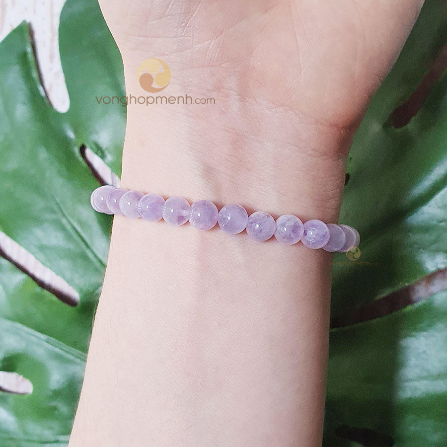 vong-tay-da-thach-anh-tim-nhat-6-ly-2 Vòng Đá Thạch Anh Tím Nhạt 6 ly - vòng tay phong thủy cho nữ mệnh Hỏa